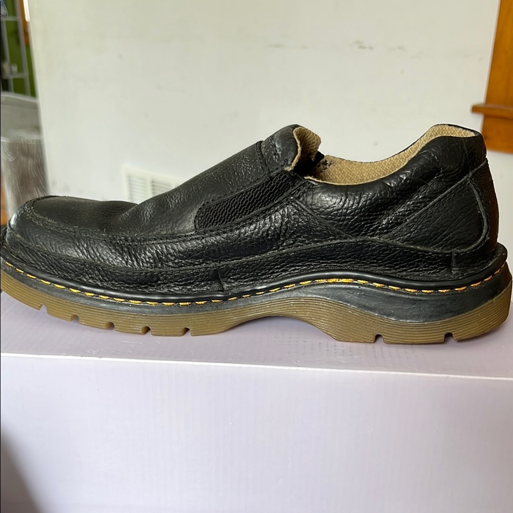 Men's Black Leather Slip-On Shoes